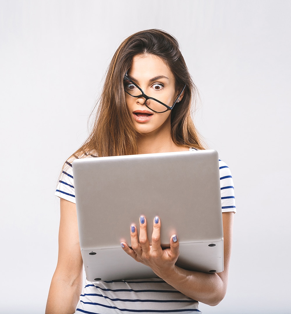 lady laptop confused